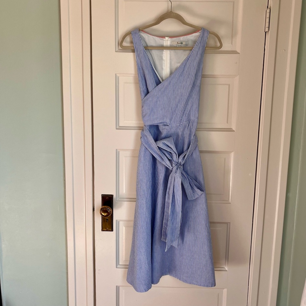 Boden, Size 6 Blue and White Striped Sleeveless Wrap Dress